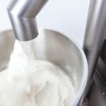 Przesiewanie Mąki w piekarni i cukierni